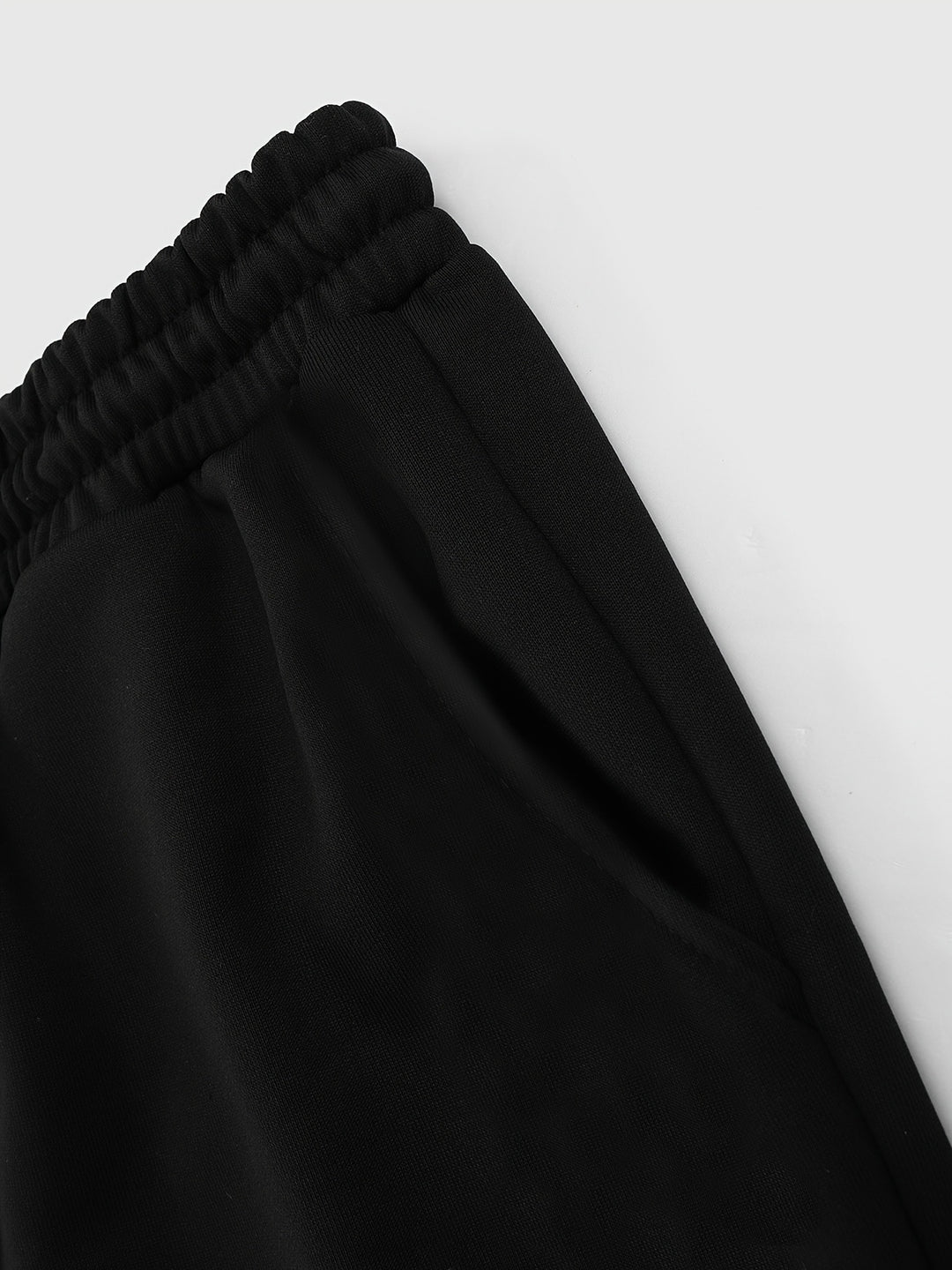 Vintage-style floral embroidered sweatpants