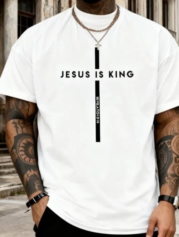 Short-sleeved shirt with a cross print featuring "Jesus is King"