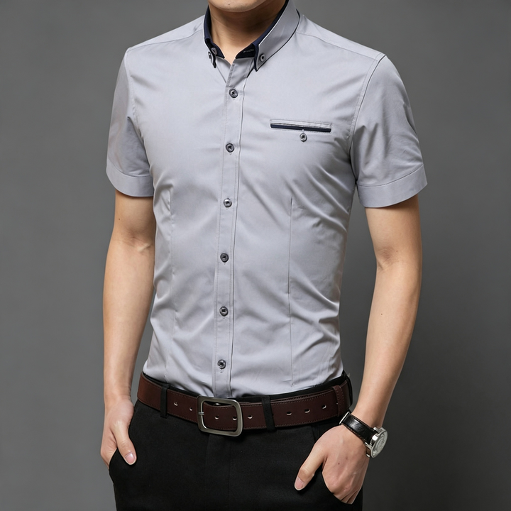 Slim-fit short-sleeved shirt