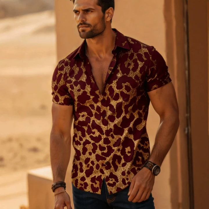 Leopard print short-sleeved shirt