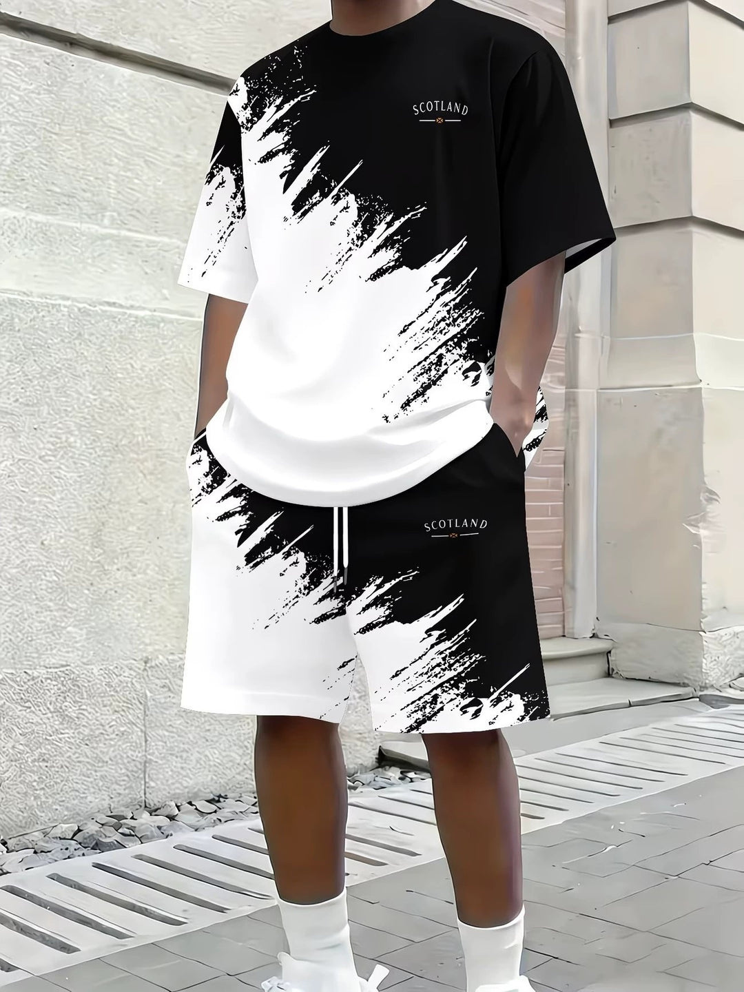 Stylish round neck printed top and shorts tracksuit
