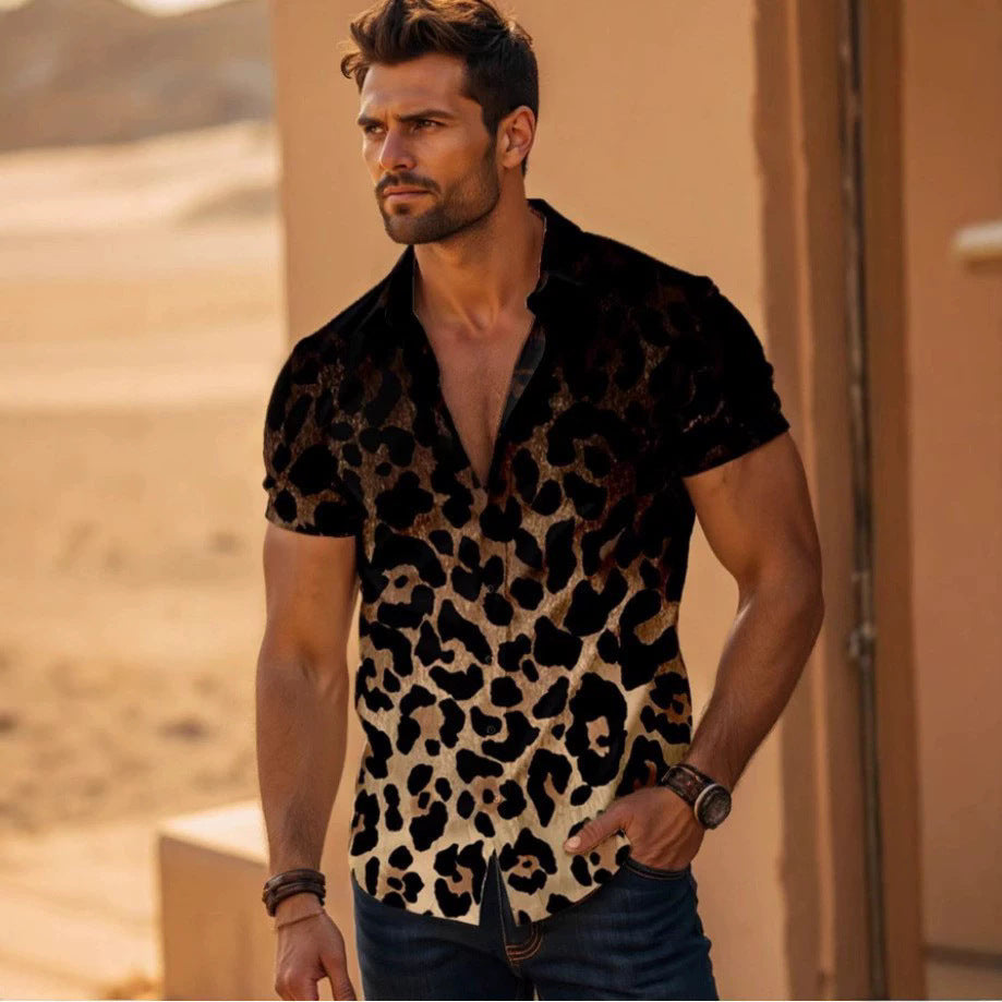 Leopard print short-sleeved shirt